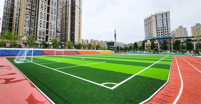 五星小學都采用的傲勝人造草，果然是提高教學質量的秘訣