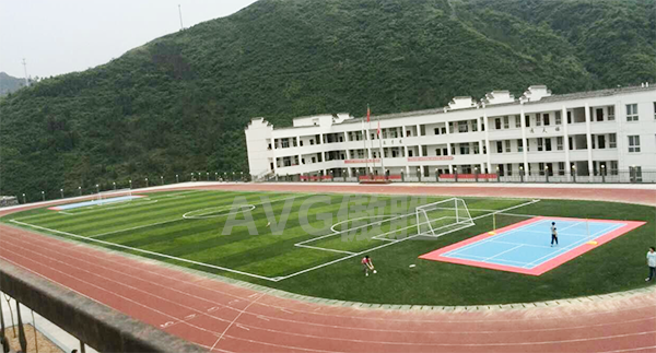學(xué)校人造草坪場地 學(xué)校人造草坪場地