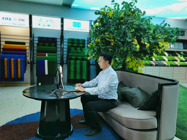 黃經(jīng)理 黃經(jīng)理