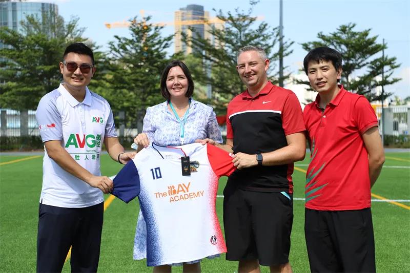 回訪現(xiàn)場合影 回訪現(xiàn)場合影